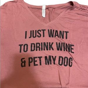 Dog Mom Graphic Tee